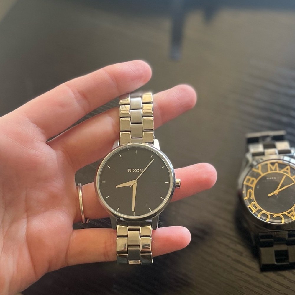 Silver Nixon “The Kensington” Watch